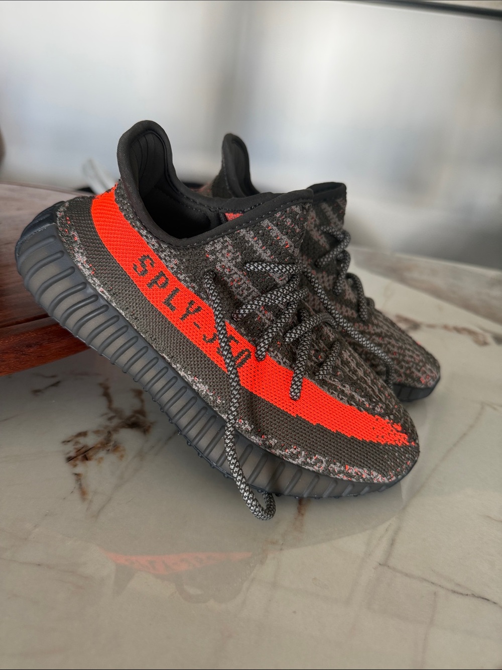 Adidas yeezy boost 350 v2 Size 4